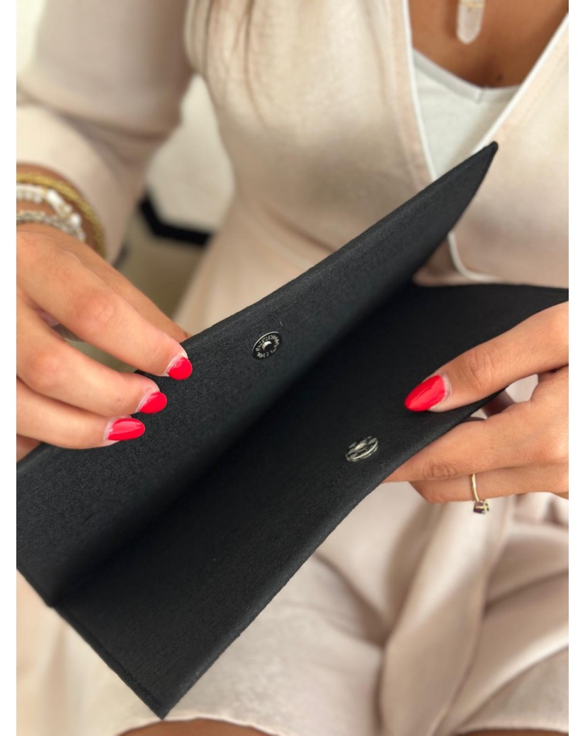 GRENOBLE POUCH - BLACK (25 x 15 cm)