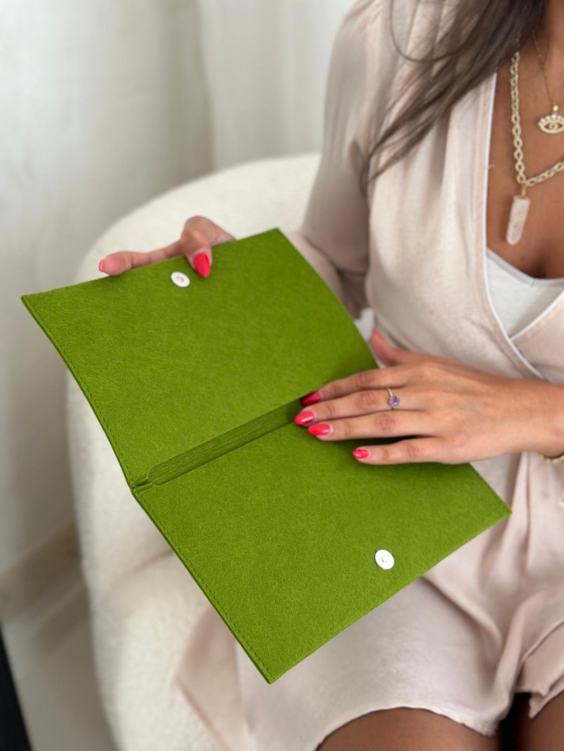 GRENOBLE POUCH - GREEN (25 x 15 cm)