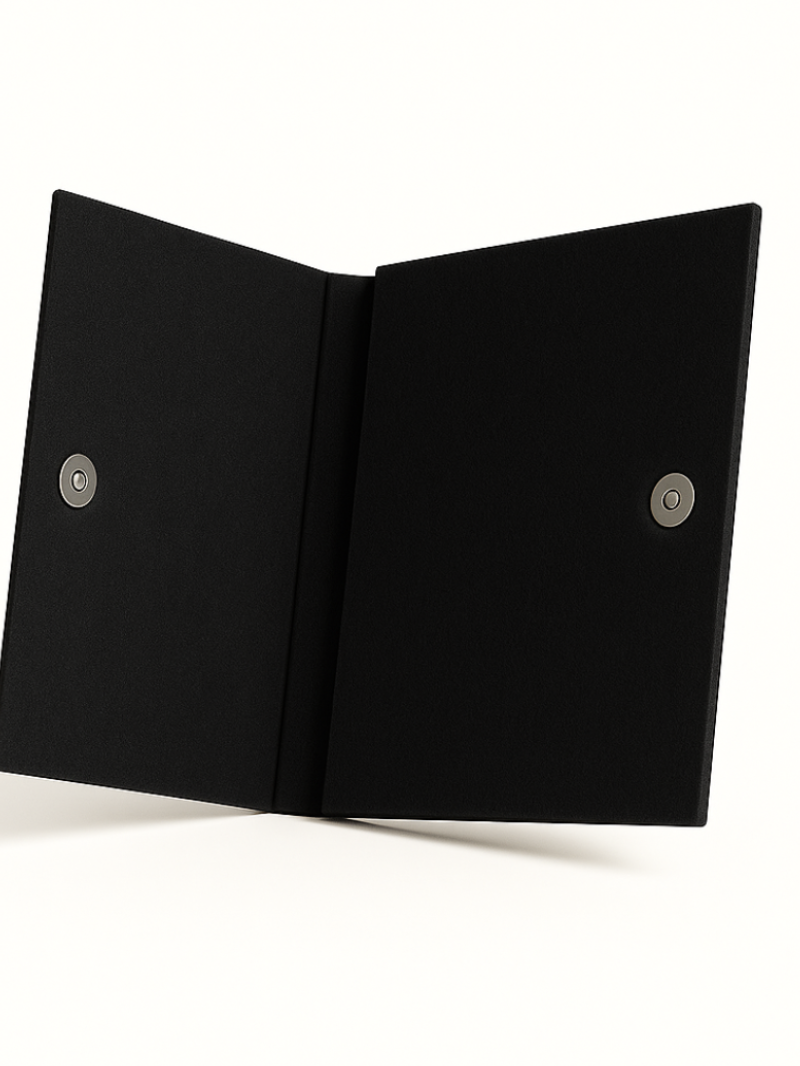 GRENOBLE POUCH - BLACK (25 x 15 cm)
