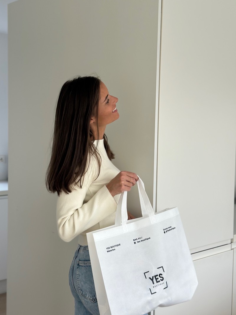 Sac tissu blanc personnalisé pas cher et respectueux de l'environnement