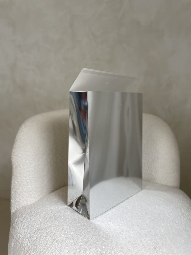 BOLSA PRESTIGE PLATEADA EFECTO ESPEJO – L (30x12x40 cm)