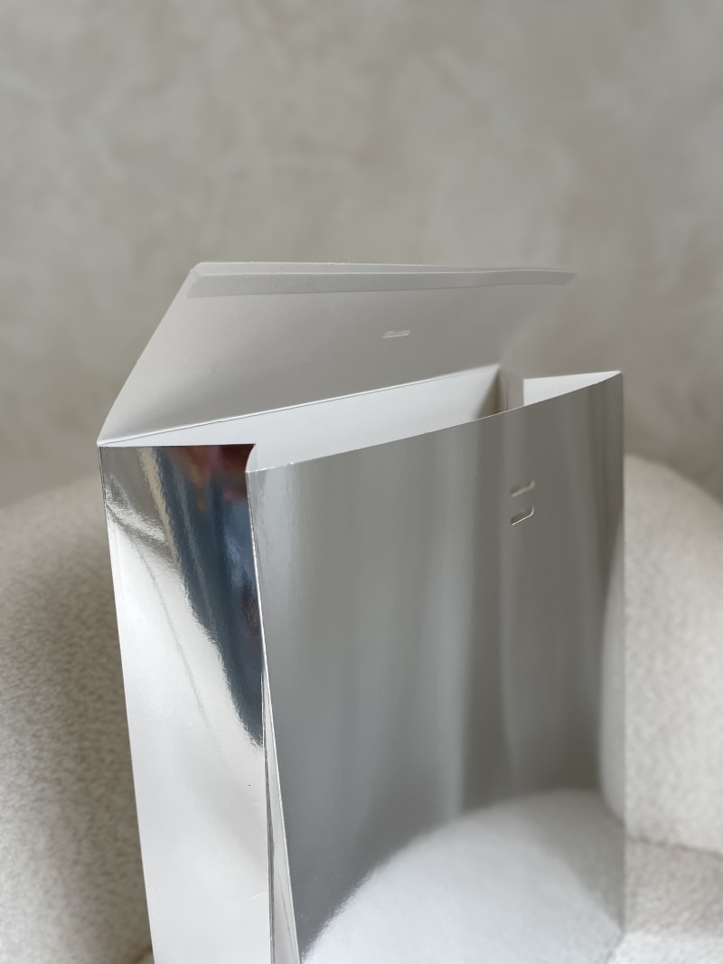 BOLSA PRESTIGE PLATEADA EFECTO ESPEJO – L (30x12x40 cm)