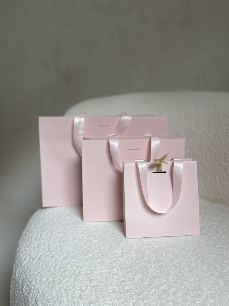 LUXURY PAPER BAG PINK – PINK HANDLES – M (35x12x25 cm)