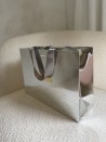 BOLSA DE PAPEL LUJO PLATEADA EFECTO ESPEJO – M (35x12x25 cm)