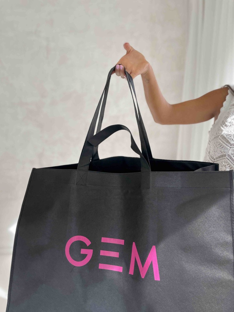 High-quality personalized reusable bags, inexpensive, fast