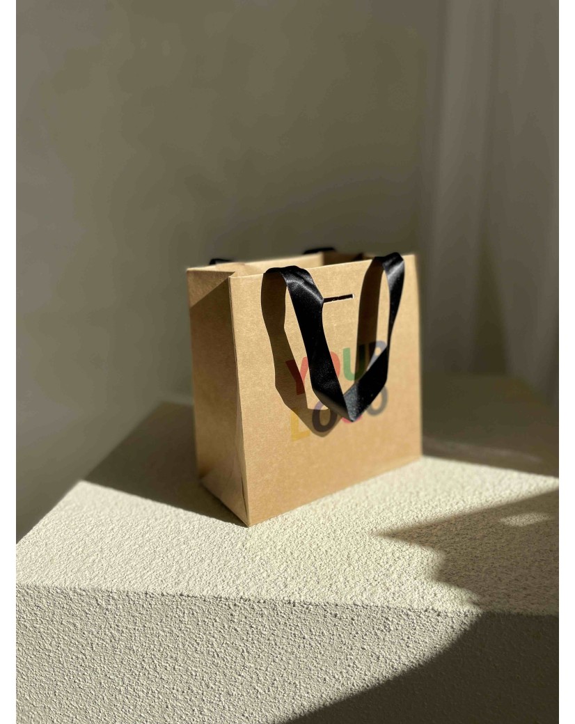 Bolsa de papel de lujo kraft – asas negras – XS (16 x 8 x 16 cm)