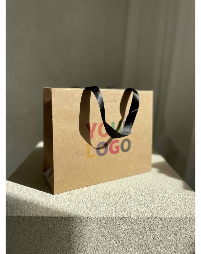 Bolsa de papel de lujo kraft – asas negras – S (25 x 10 x 20 cm)