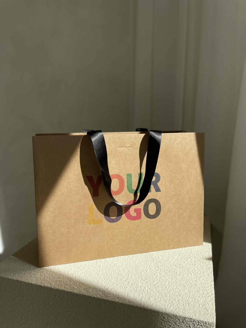 Kraft Luxury Paper Bag – black handles – M (35 x 12 x 25 cm)