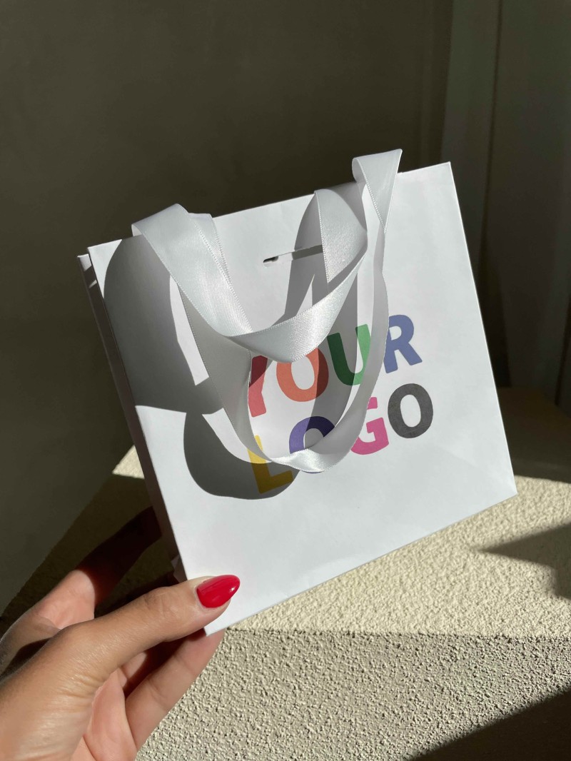 White Luxury Paper Bag – white handles – XS (16 x 8 x 16 cm)