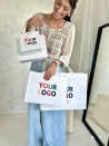 Bolsa de papel de lujo blanca – asas blancas – XS (16 x 8 x 16 cm)