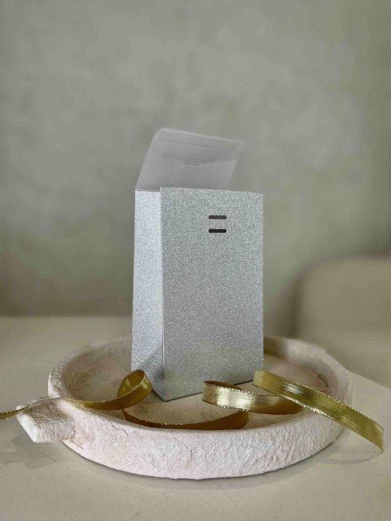 BOLSA PRESTIGE PLATEADA CON BRILLOS – S (12x8x20 cm)
