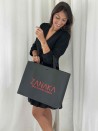 Bolsa de papel de lujo negra – asas negras – L (45 x 14 x 35 cm)
