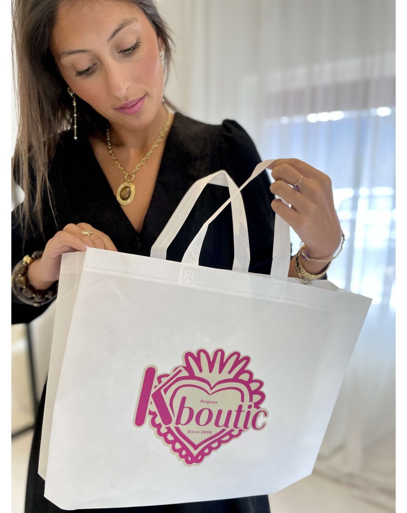 Low-cost, eco-friendly personalized white fabric bag
