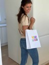 Sac kraft Blanc M – Avec Poignées Noires Et Logo Bien En Vue