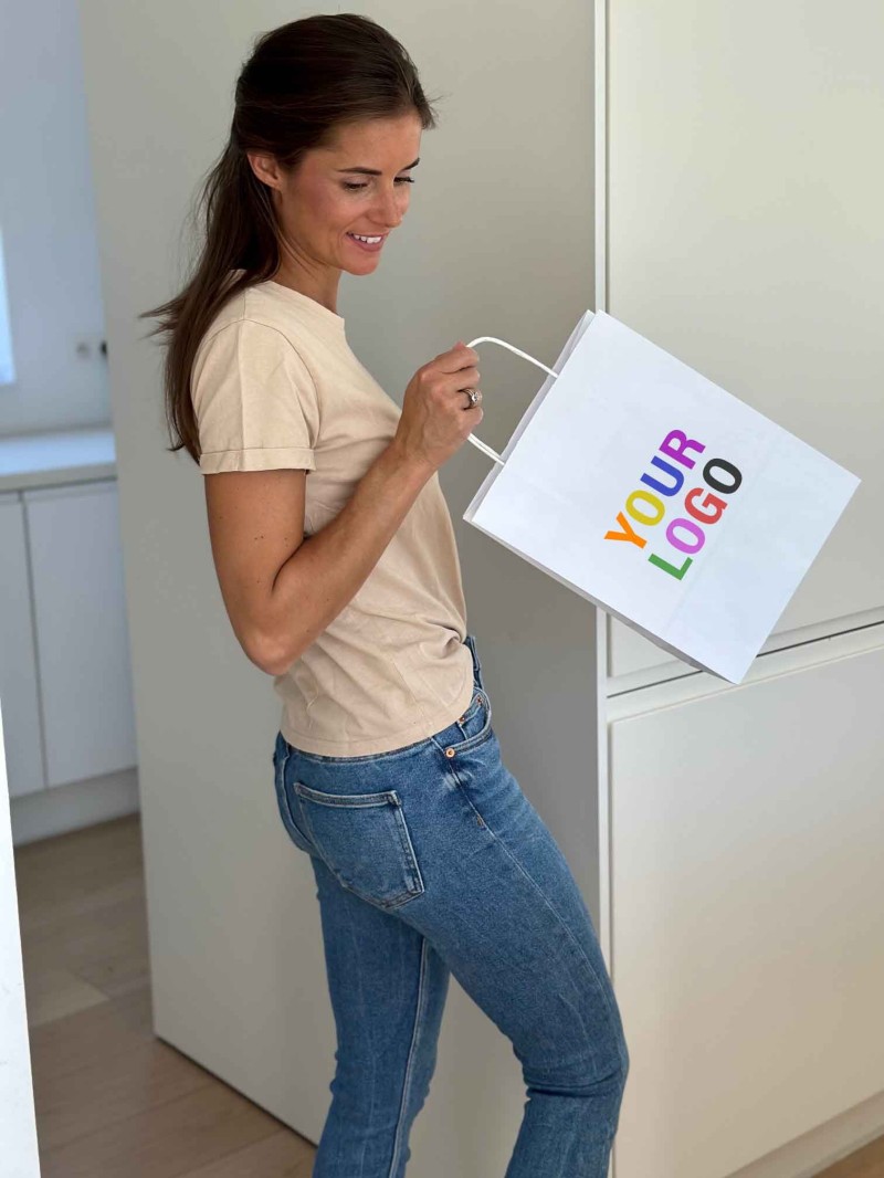 Bolsa Kraft Blanca M – Tu Logo Estará Como En Casa Aquí