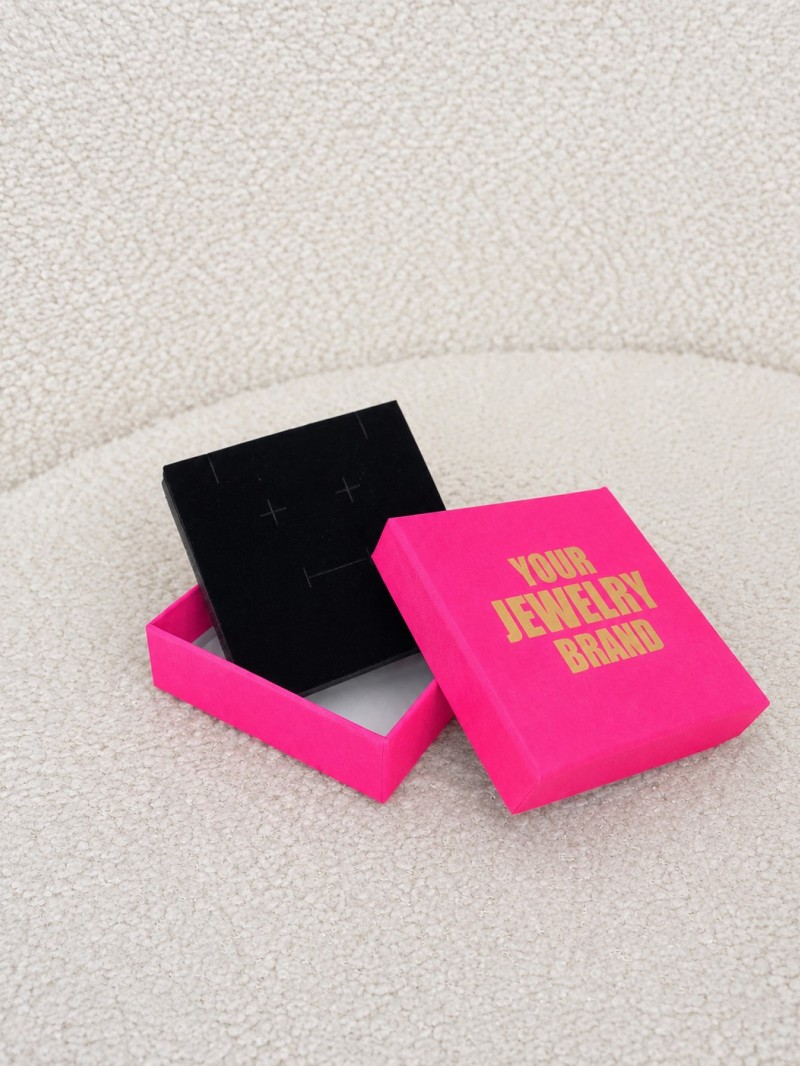 Joyero negro personalizado, ¡venda sus joyas con estilo!