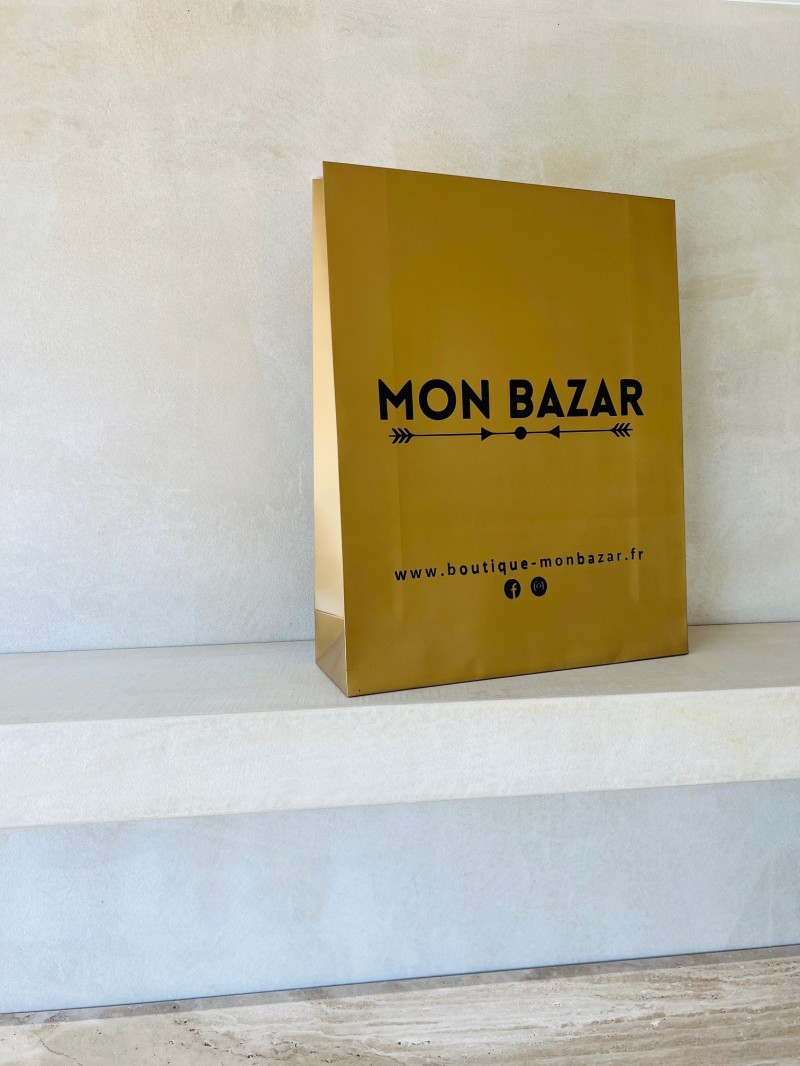 Gift Pouch – Gold – M (22x8x29 cm)