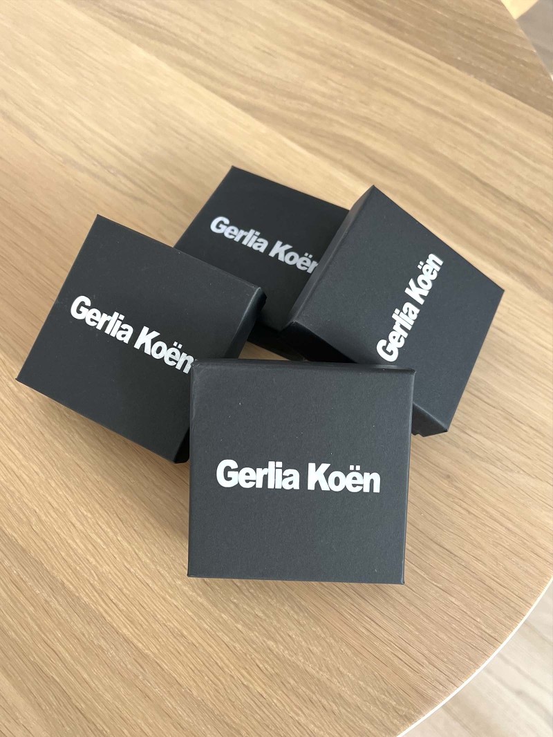 Ecrin à bijoux noir personnalisé, vendez vos bijoux en style!