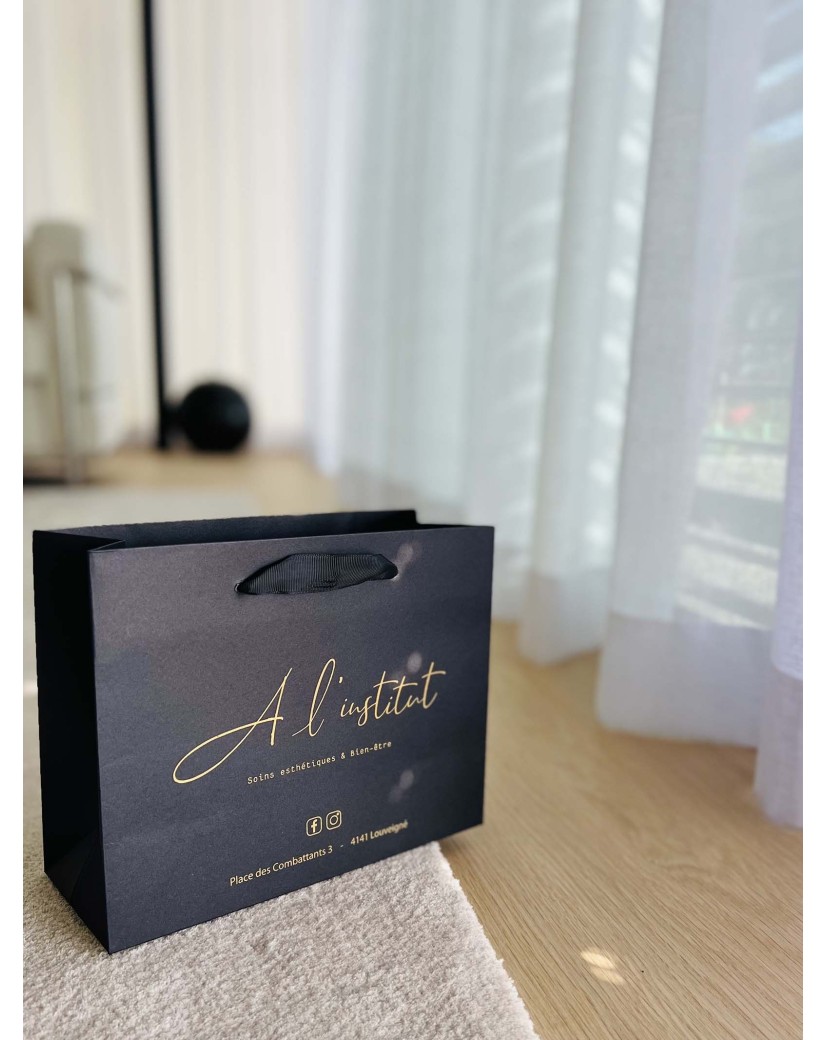 Luxury Paper Bag – Black – S (25x10x20 cm)