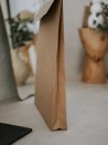Individuell bedruckbare, reißfeste Kraftpapier-Versandtasche mit Bodenfalte und Klebestreifen – Größe L