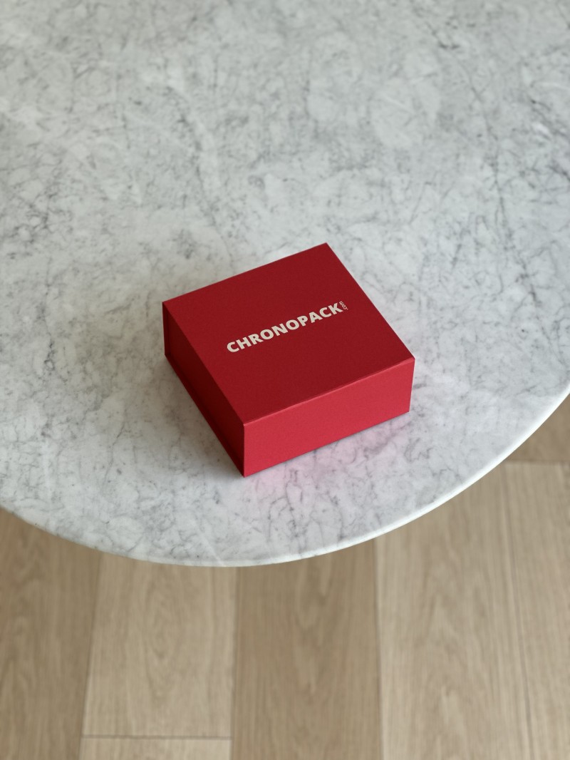Magnetic box - Your logo hot stamped - S