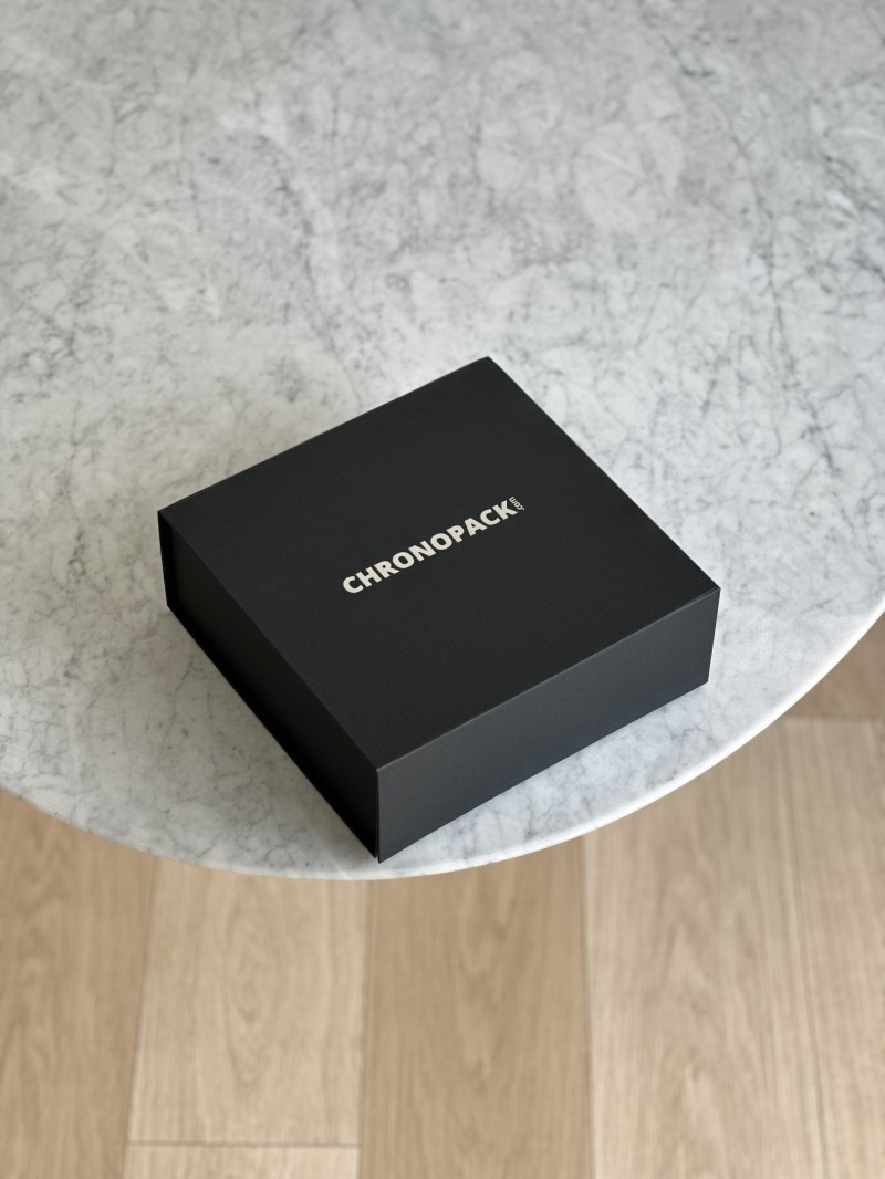 Magnetic box - Your logo hot stamped - M